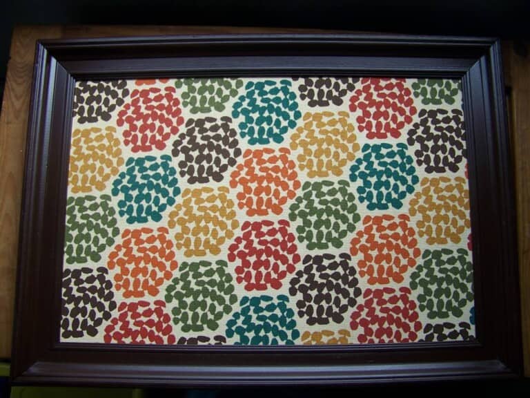 How to Make a Fabric Covered Bulletin Board