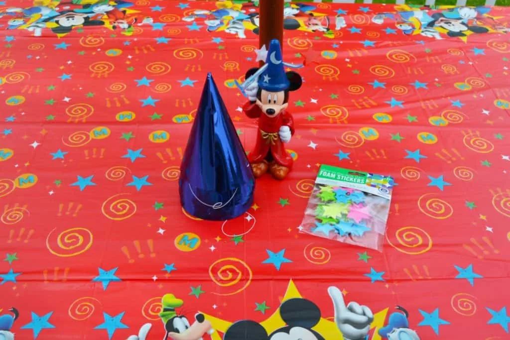 party hats to decorate