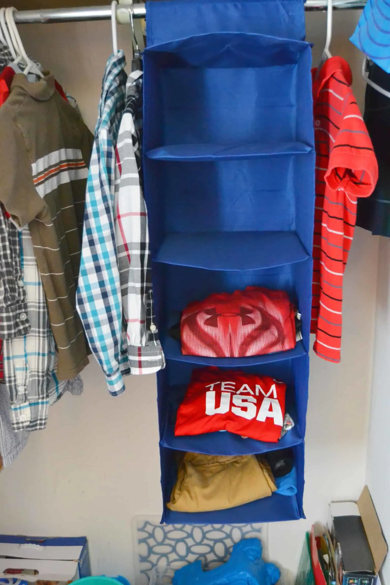closet cubby