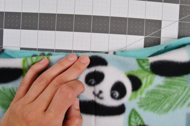 How to Make a Weighted Blanket in 8 Easy Steps Mary Martha Mama