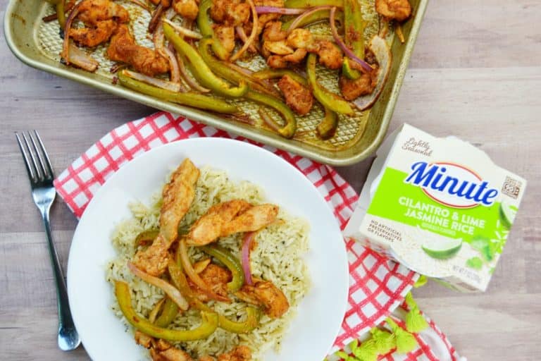 Chipotle Chicken Fajitas [Easy Sheet Pan Recipe]