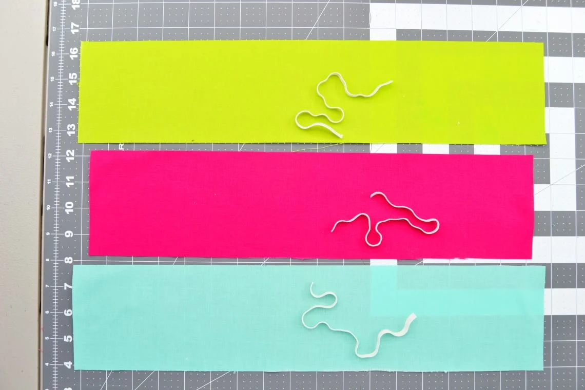 the supplies needed for how to sew a scrunchie