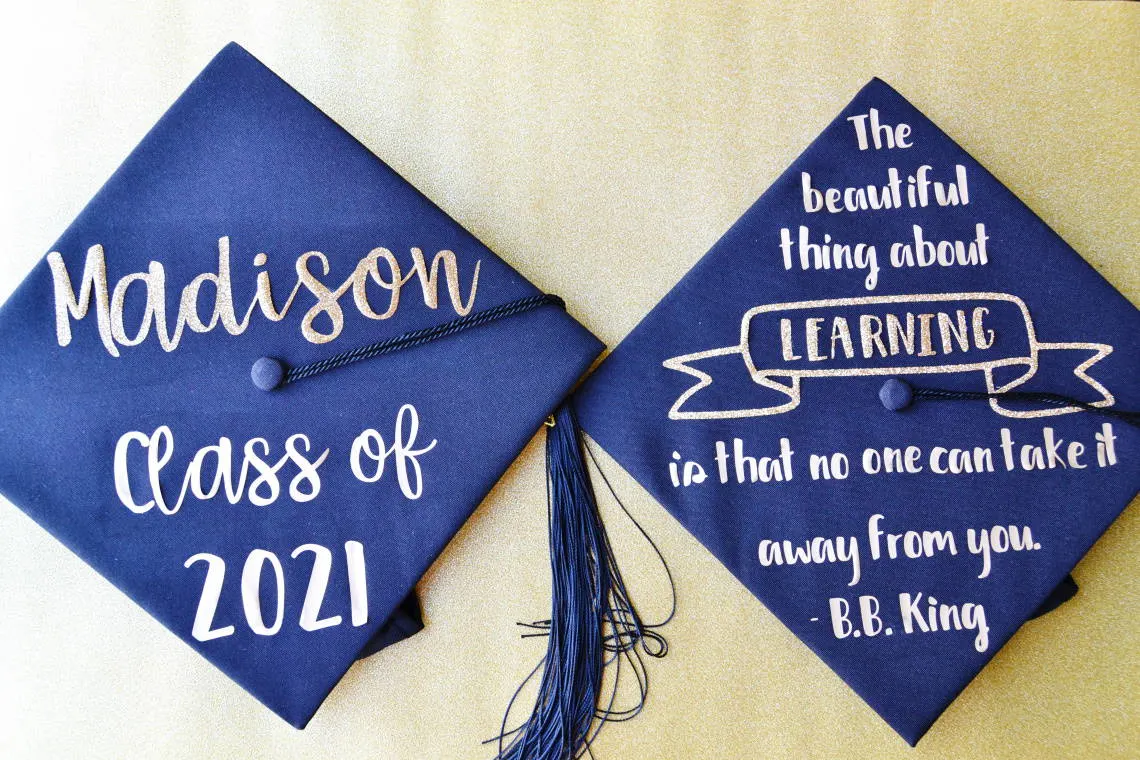 diy decorated graduation caps