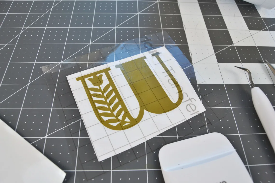applying the transfer tape