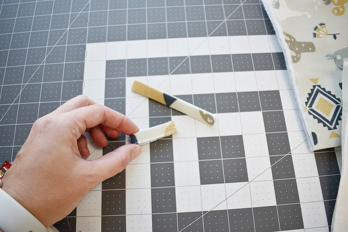the loop of the diy potholder