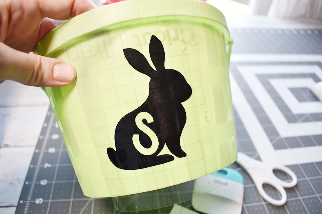 using transfer tape to apply the vinyl