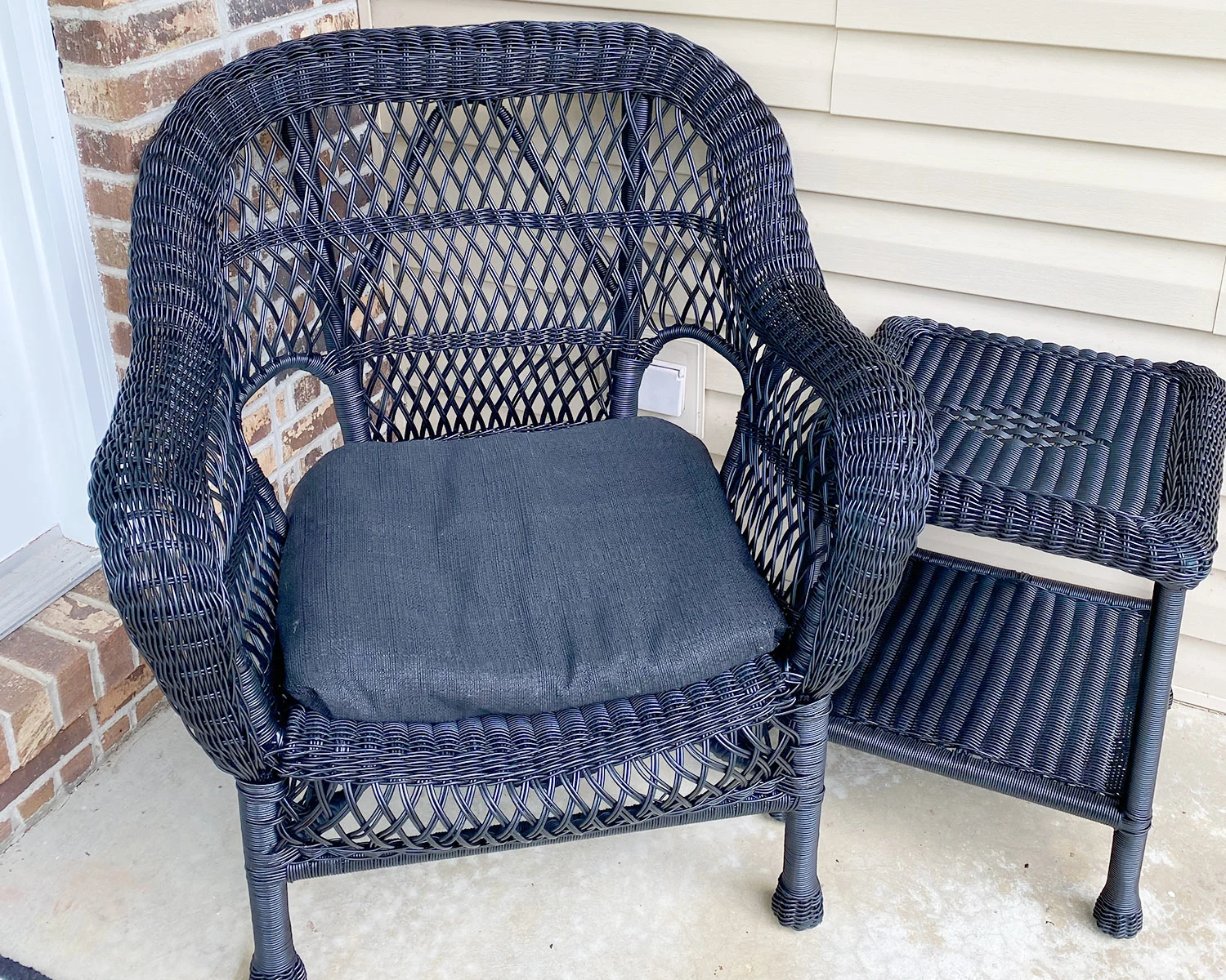 chair after with side table