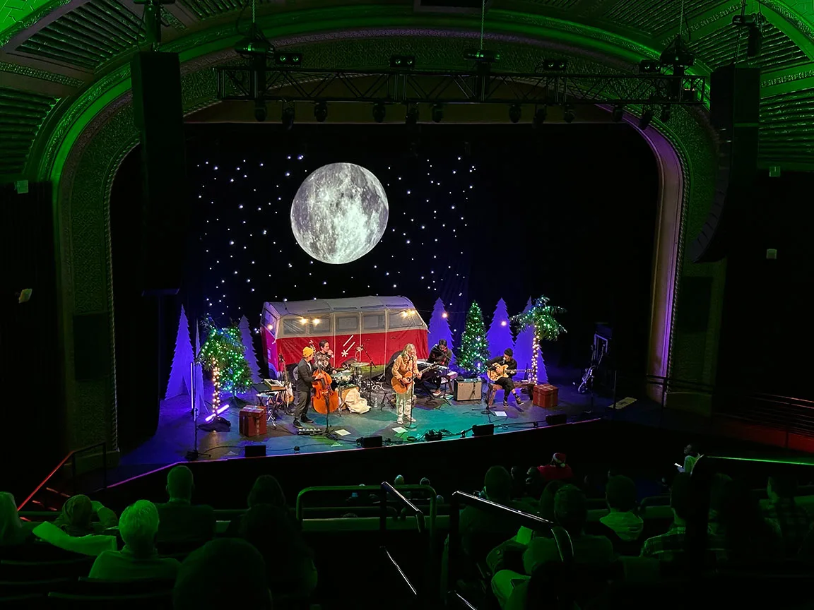 switch foot christmas concert