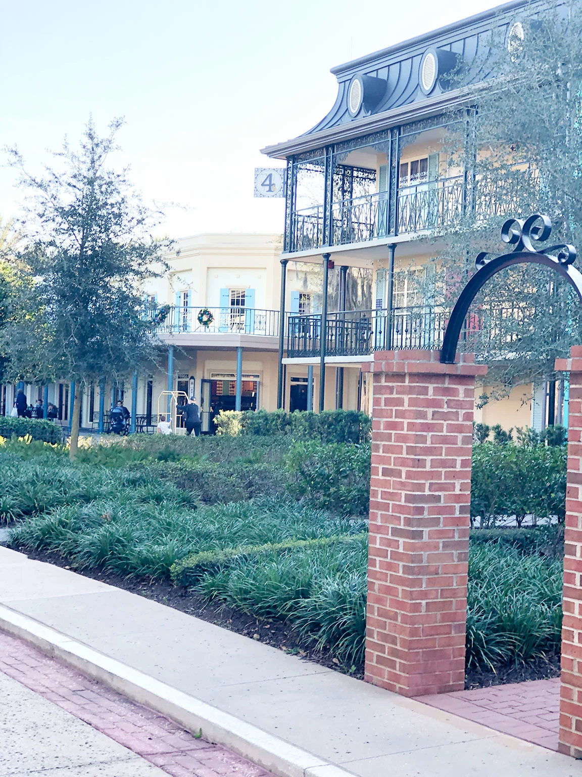 Best Moderate Disney Resort- Port Orleans French Quarter garden