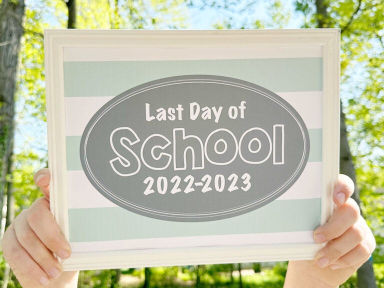 last day of school signs 2023 school