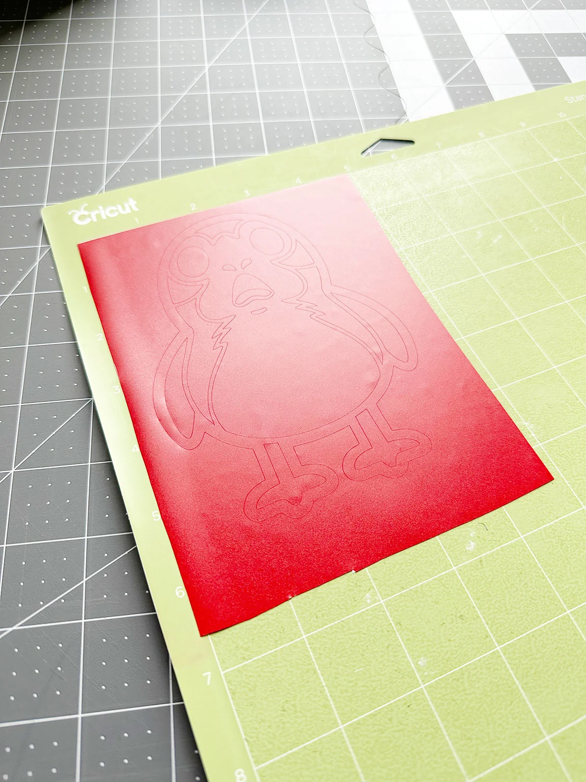the vinyl once cut by the Cricut maker 3