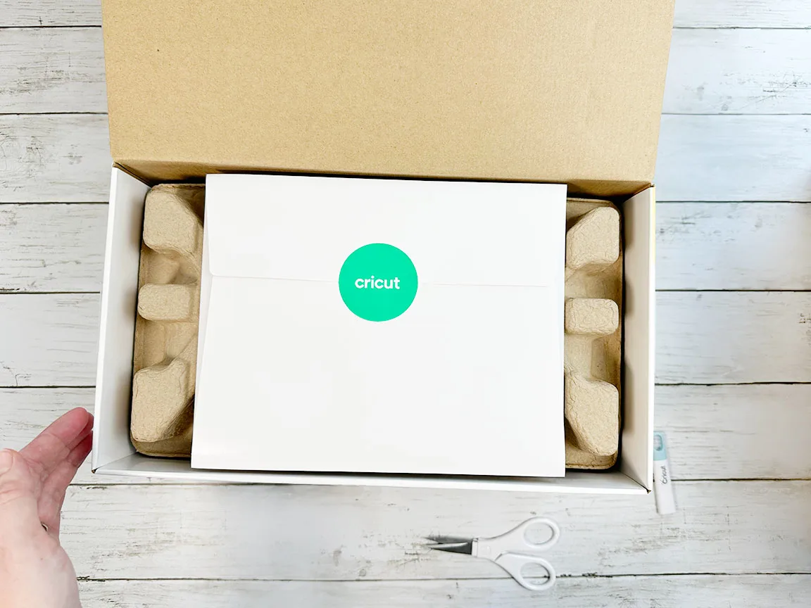 Cricut Joy Xtra unboxing open box