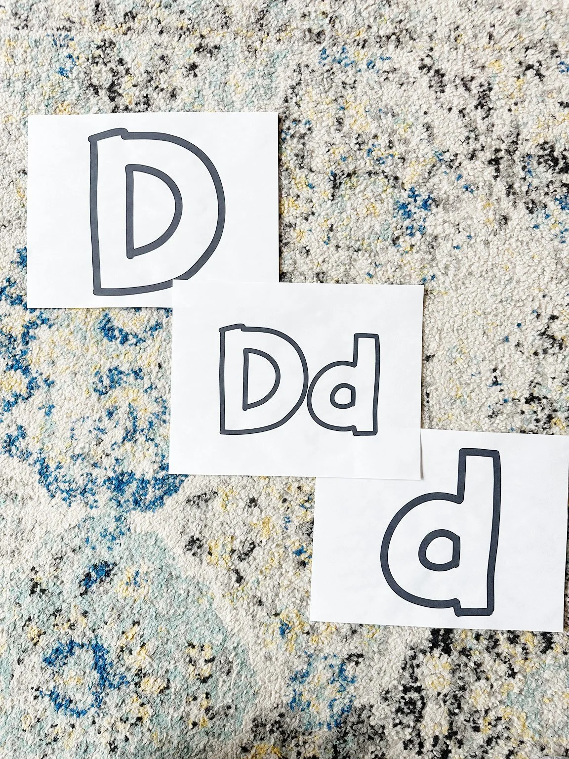 Letter D printable pages outlines horizontal
