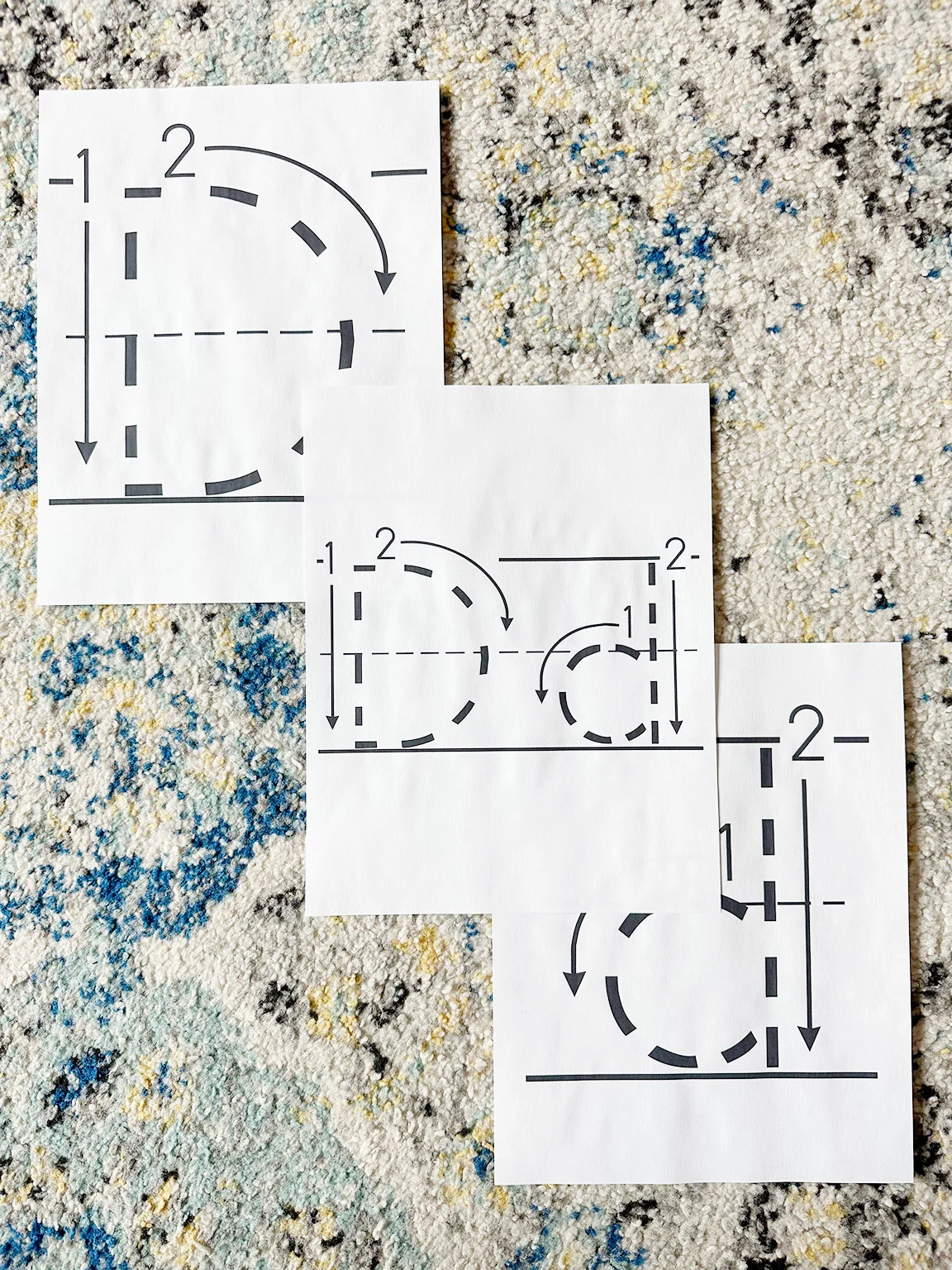Letter D printable pages with arrows